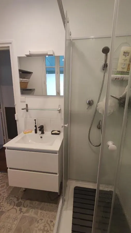 Maison Des Annees 30 - Vic-Sur-Cere - 4 Personnes Holiday home