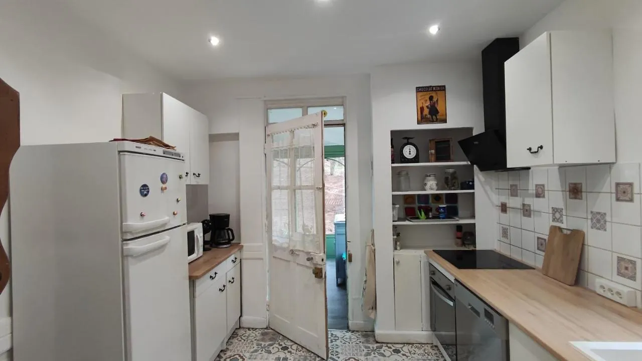 Holiday home Maison Des Annees 30 - Vic-Sur-Cere - 4 Personnes